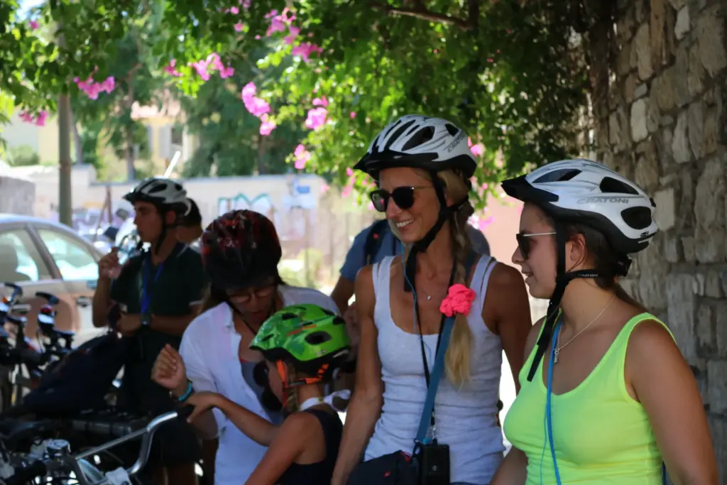 Athens by E-bike, Athens family tour